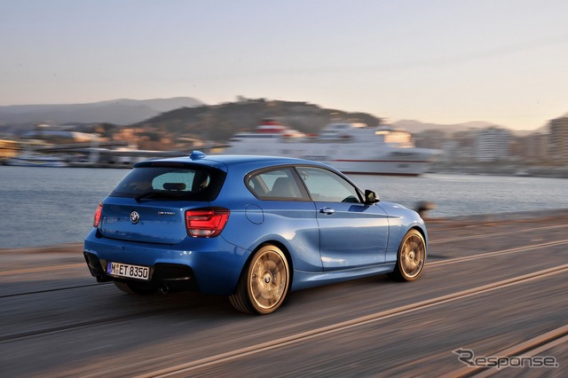 BMW M135i(3ドア)