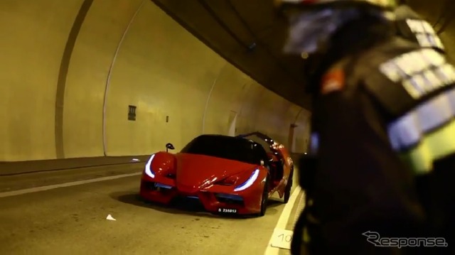 フェラーリFXXをモチーフとしたペダルカー、Fahrradi Farfalla (ファラーディ・ファルファッラ)FFXのイメージ映像(動画キャプチャー)