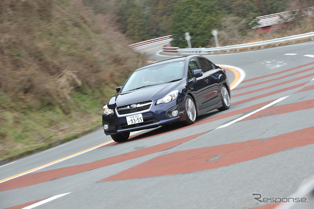 スバル インプレッサG4 で走行
