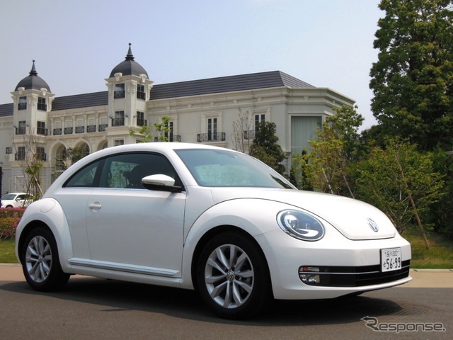 THE BEETLE 内外装をカラーコーディネイトした「ザ・ビートル デザイン」仕様で輸入される。