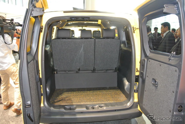 日産NV200ニューヨークタクシー