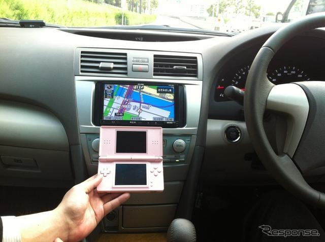 富士通テンと任天堂…車内コミュニケーション促進 富士通テン AVN-ZX02i・AVN-Z02i