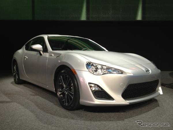 サイオンFR-S(日本名:トヨタ86)の北米デビュー(デトロイトモーターショー12)