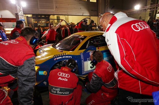 【写真蔵】ニュル24時間…白熱のピット作業