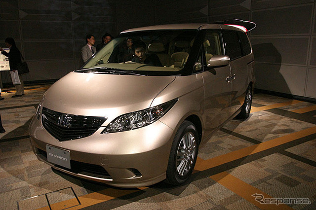 新型車投入で明暗!!　7月メーカー別販売