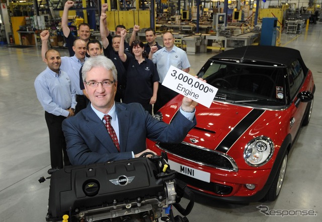 エンジン累計生産が300万基に到達したBMWグループの英国ハムズホール工場