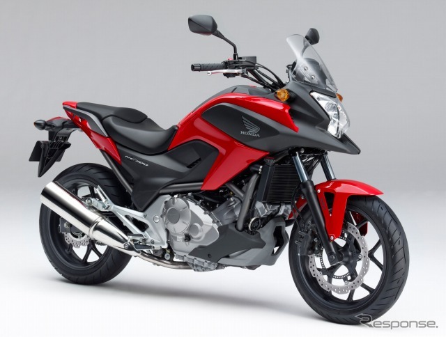 ホンダ NC700X タイプLD<ABS>(マグナレッド)