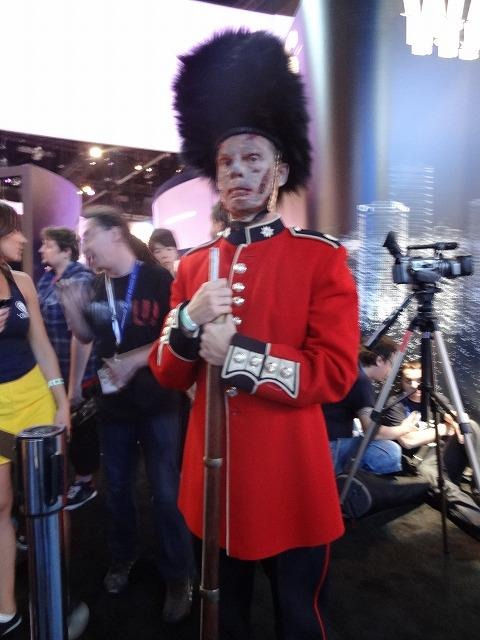 【E3 2012】某有名兄弟など、会場を盛り上げるキャラクターたち