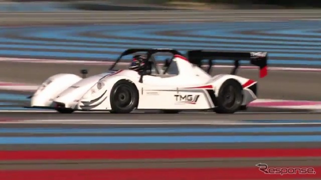 シェイクダウンテストを行うトヨタTMG EV P002