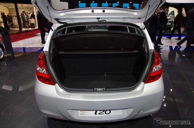 ヒュンダイ i20(欧州仕様)