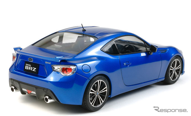 タミヤ・1/24スポーツカーシリーズ「スバル BRZ」