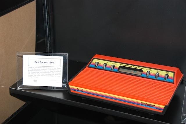【E3 2012】レトロゲームがずらり並んだE3名物ビンテージコーナーを突撃取材!