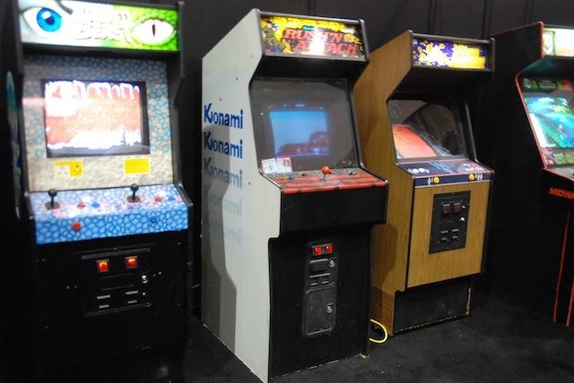 【E3 2012】レトロゲームがずらり並んだE3名物ビンテージコーナーを突撃取材!