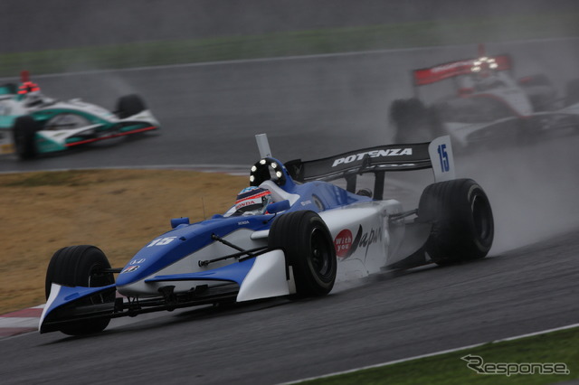3月のエキシビションレース第0戦での佐藤琢磨の走り。マシンはホンダエンジン搭載のFN09。