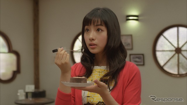 ブリヂストンCM「タイヤカフェ」石原さとみ