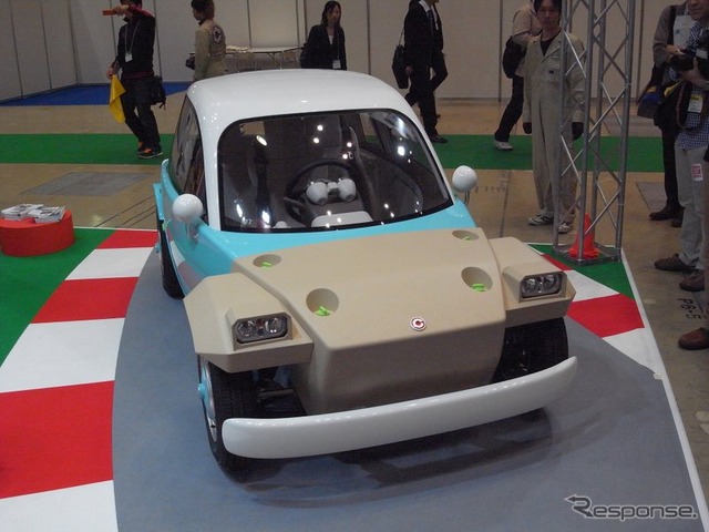 親子で“かまって”あげるトヨタ Camatte、おもちゃショーに登場