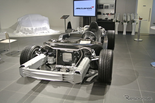 MP4-12Cローリングシャシー