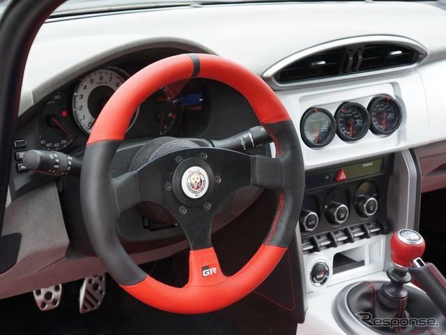 GAZOOレーシングがチューニングしたトヨタ86の高性能コンセプトカー、GRMNS PORTS FR