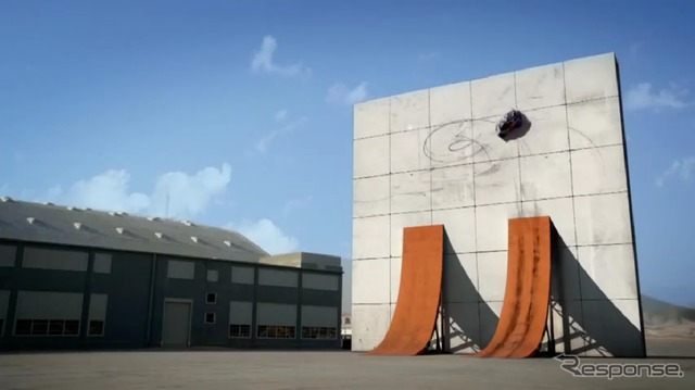 ヒュンダイベロスターのラリー仕様を起用した架空のスタント映像を公開した米マテル社