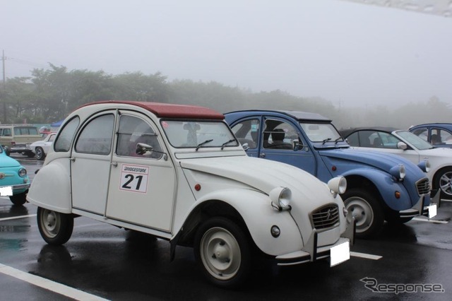 スプレンドーレ・ピクニック開催 シトロエン・2CV