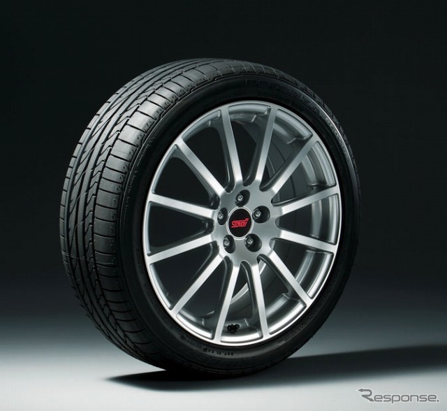 スバル エクシーガ tS STI製18インチ×7 1/2Jアルミホイール&215/45R18タイヤ