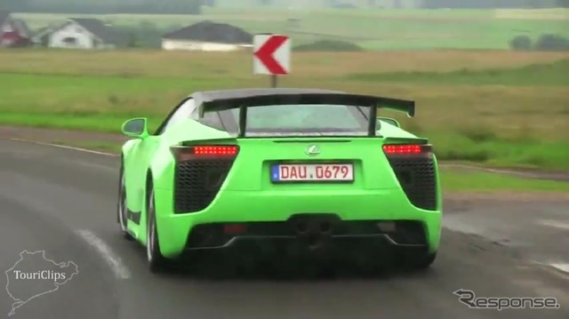 ドイツ・ニュルブルクリンク近郊で捉えられたレクサスLFAのテストカー