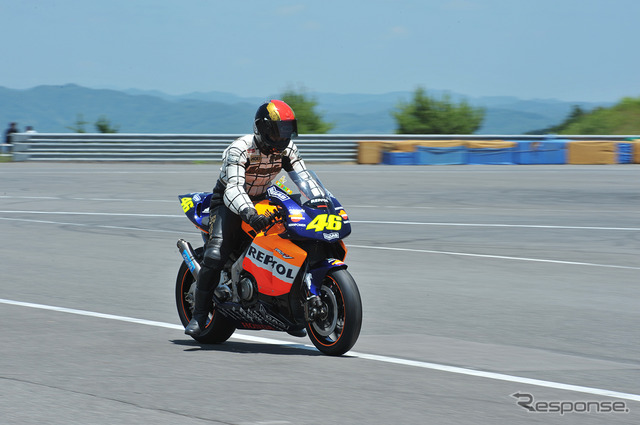 RC211V('02)