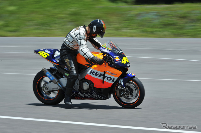RC211V('02)