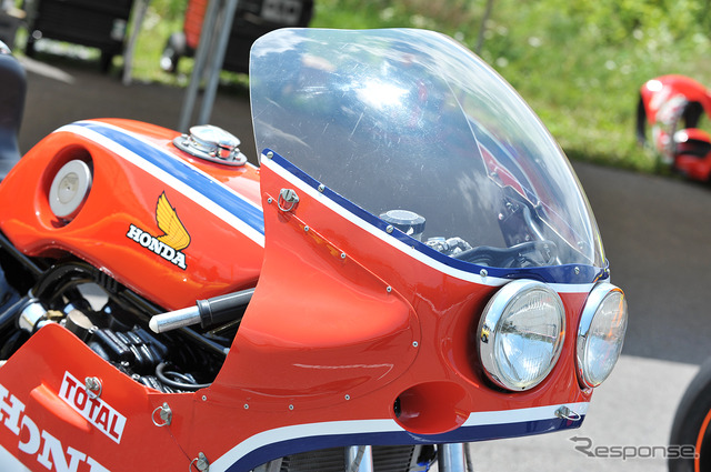 RCB1000('76)