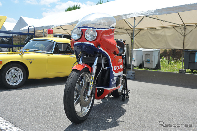 RCB1000('76)