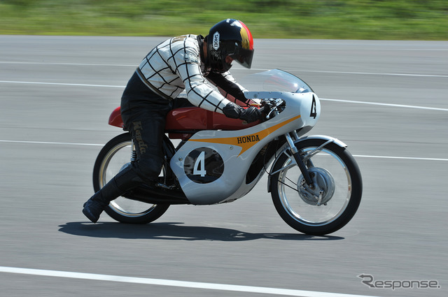 4RC146（'65）