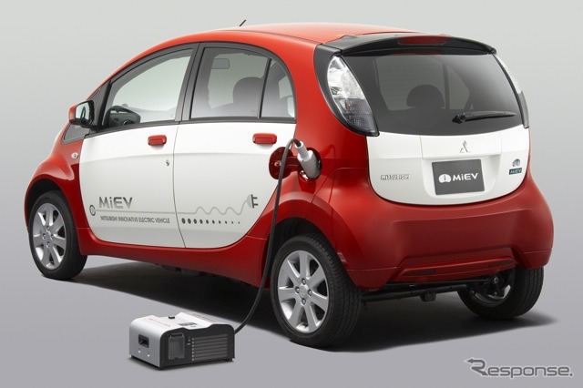 MiEVパワーボックスと i-MiEV