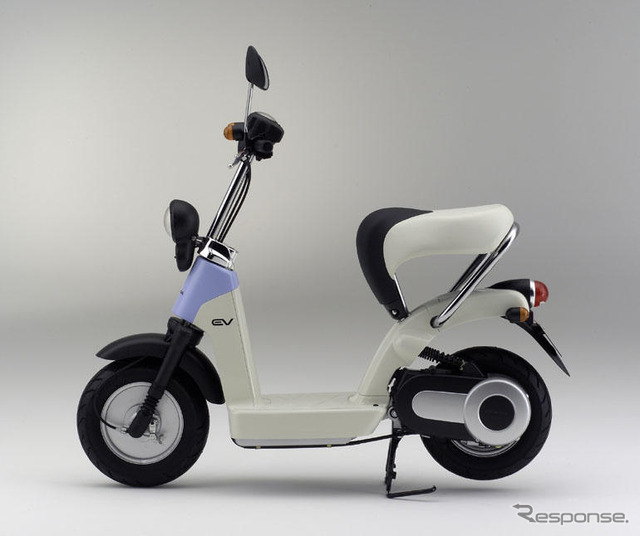 ホンダの原付電動二輪車「より気軽に」 …商品化へ
