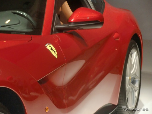 フェラーリ・F12 ベルリネッタ