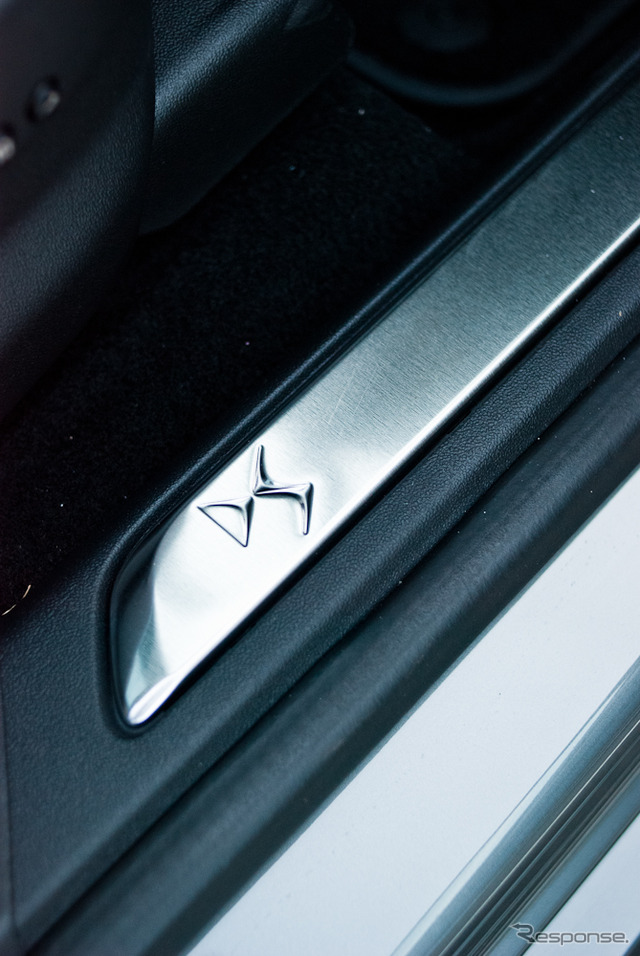 シトロエン•DS5 Chic