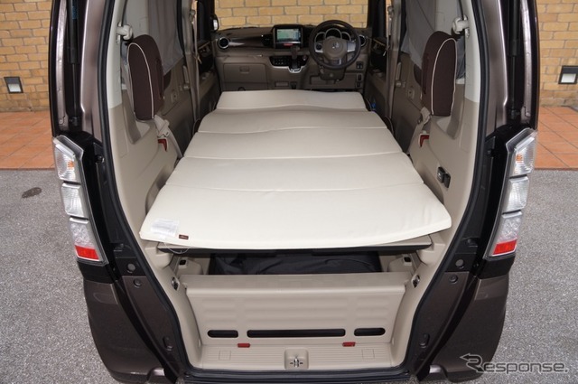 【ホンダ N BOX+ 発表】車中泊アイテムも発売…写真蔵