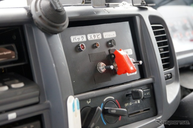 日野、新型レーシングトラックのテスト走行を実施