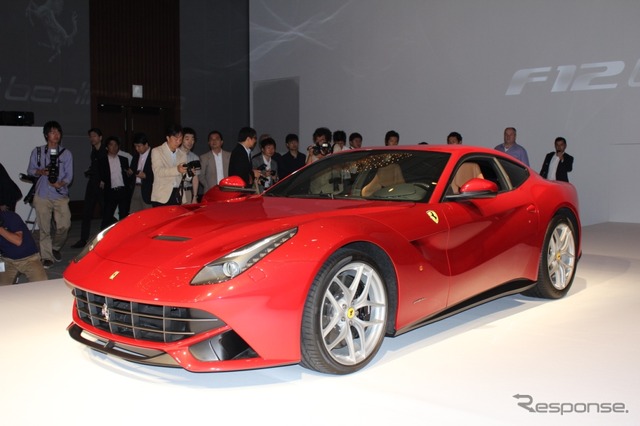 フェラーリ・F12 ベルリネッタ