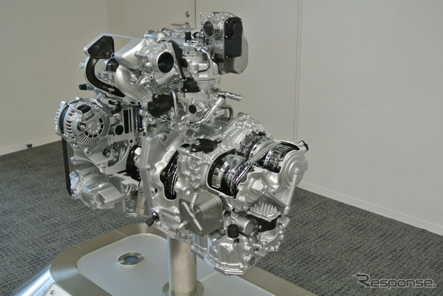 日産自動車・HR12DDR型エンジン