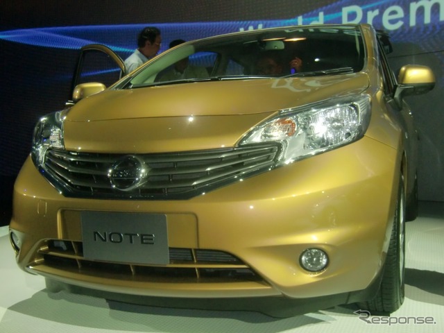 日産・ノート メダリスト