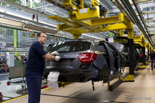 ドイツ・ラシュタット工場において、生産が開始された新型メルセデスベンツ Aクラス