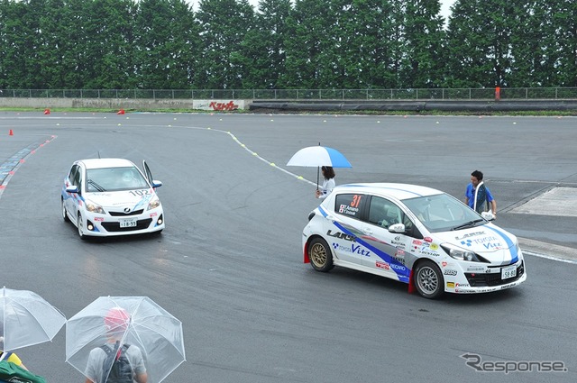 ネッツスポーツモデル試乗会のようす