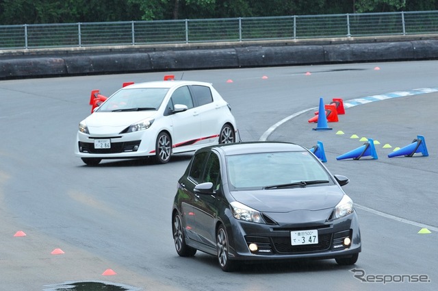 ネッツスポーツモデル試乗会のようす