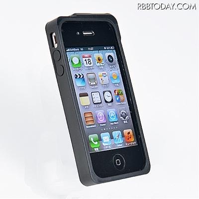 iPhoneに装着したイメージ（iPhoneは別売）