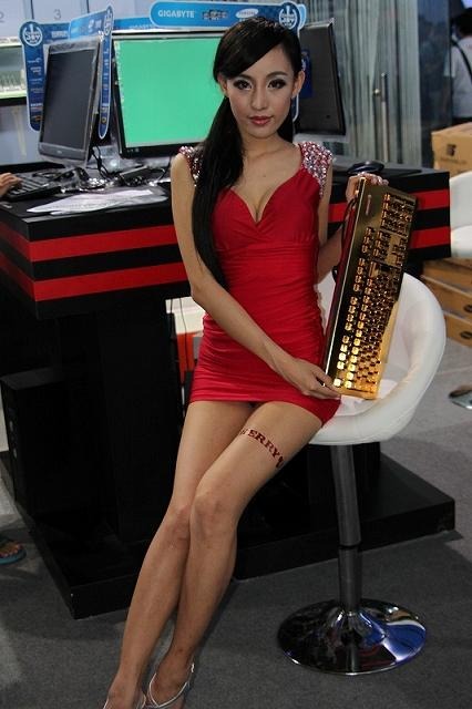 【China Joy 2012】とれたて中国美人をお届け！ゲームショウを彩るコンパニオンたち200枚(1)