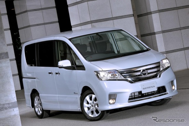 日産・セレナ S-HYBRID（参考画像）