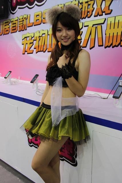 【China Joy 2012】熱気にも負けない!2日目の中国美女コンパニオンを紹介