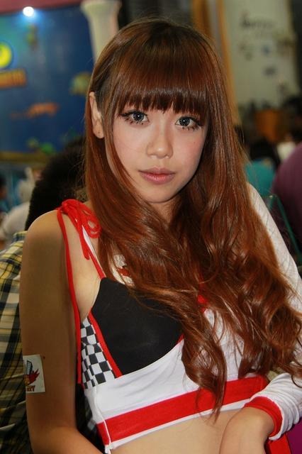 【China Joy 2012】熱気にも負けない!2日目の中国美女コンパニオンを紹介