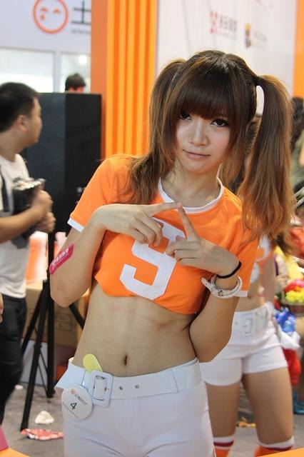 【China Joy 2012】熱気にも負けない!2日目の中国美女コンパニオンを紹介