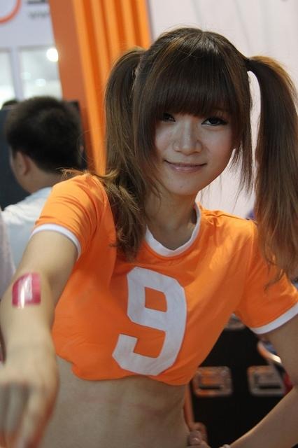 【China Joy 2012】熱気にも負けない!2日目の中国美女コンパニオンを紹介